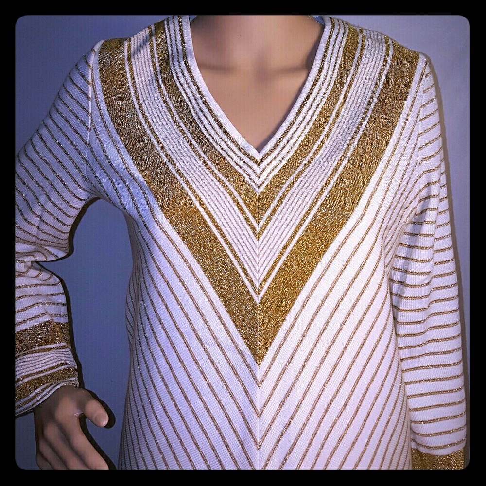 Bodin knit sweater size L white and sparkling gold